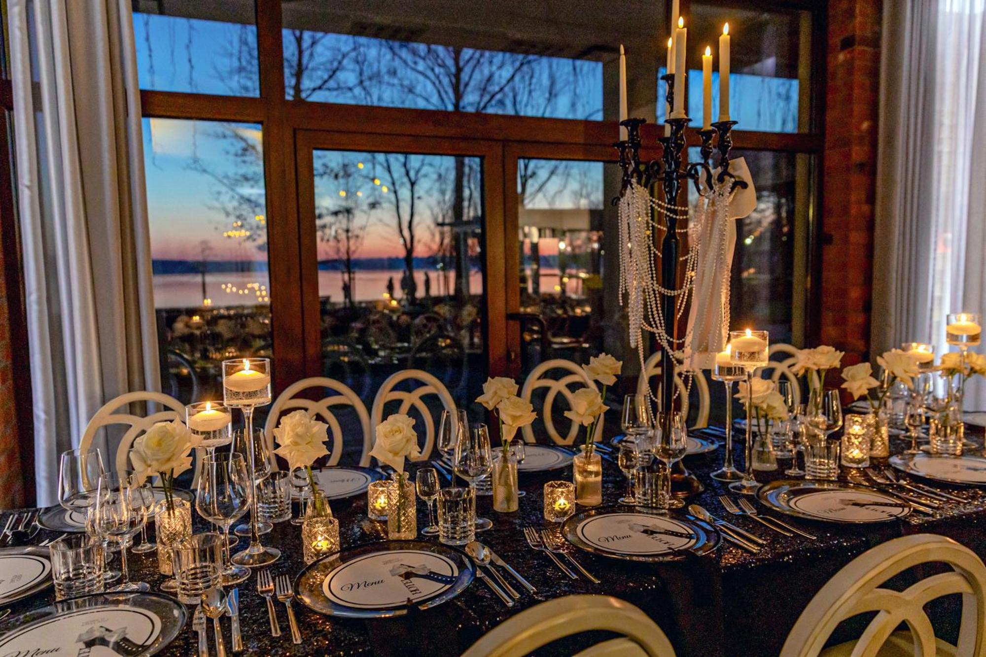 Willa Port Ostróda Exterior foto The dining room at the 2018 G7 summit